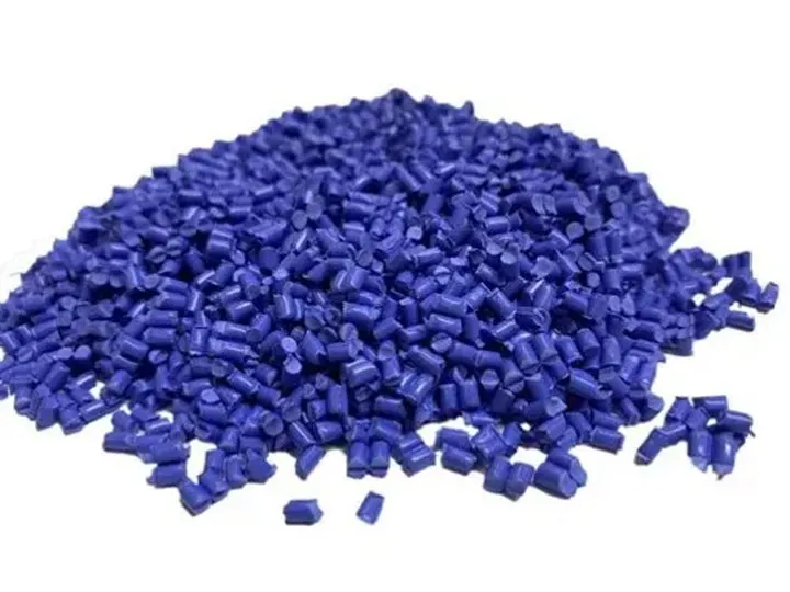 recycled plastic pellets